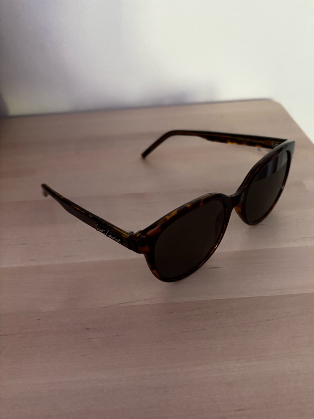 SAINT LAURENT Sunglasses - Brown, sold with Saint Laurent case